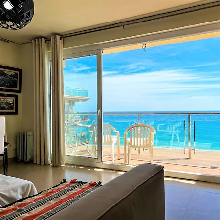 Bright Flat With Direct Access Apartment